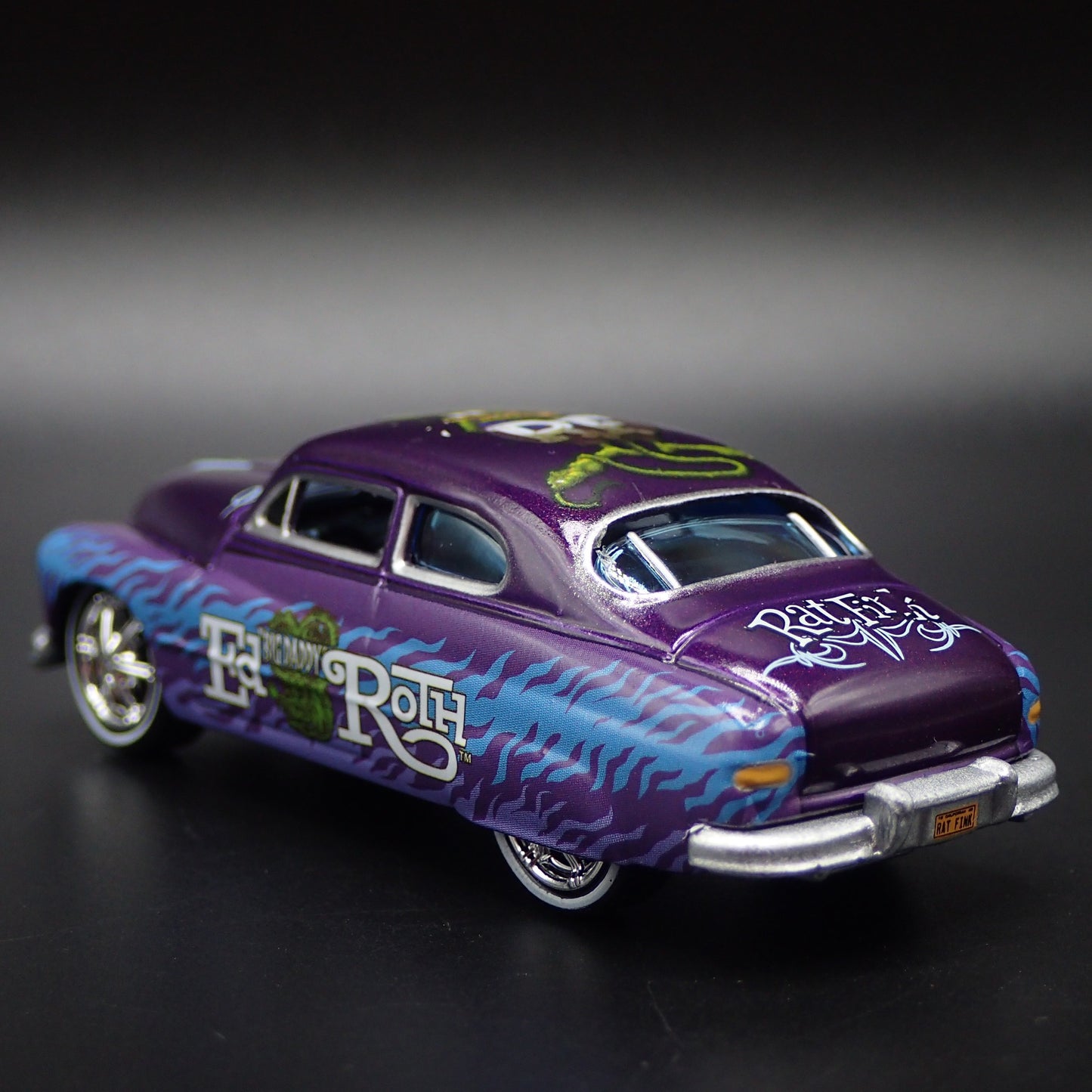 1949 49 MERCURY MERC COUPE RAT FINK ED ROTH 1:64 SCALE DIORAMA DIECAST MODEL CAR