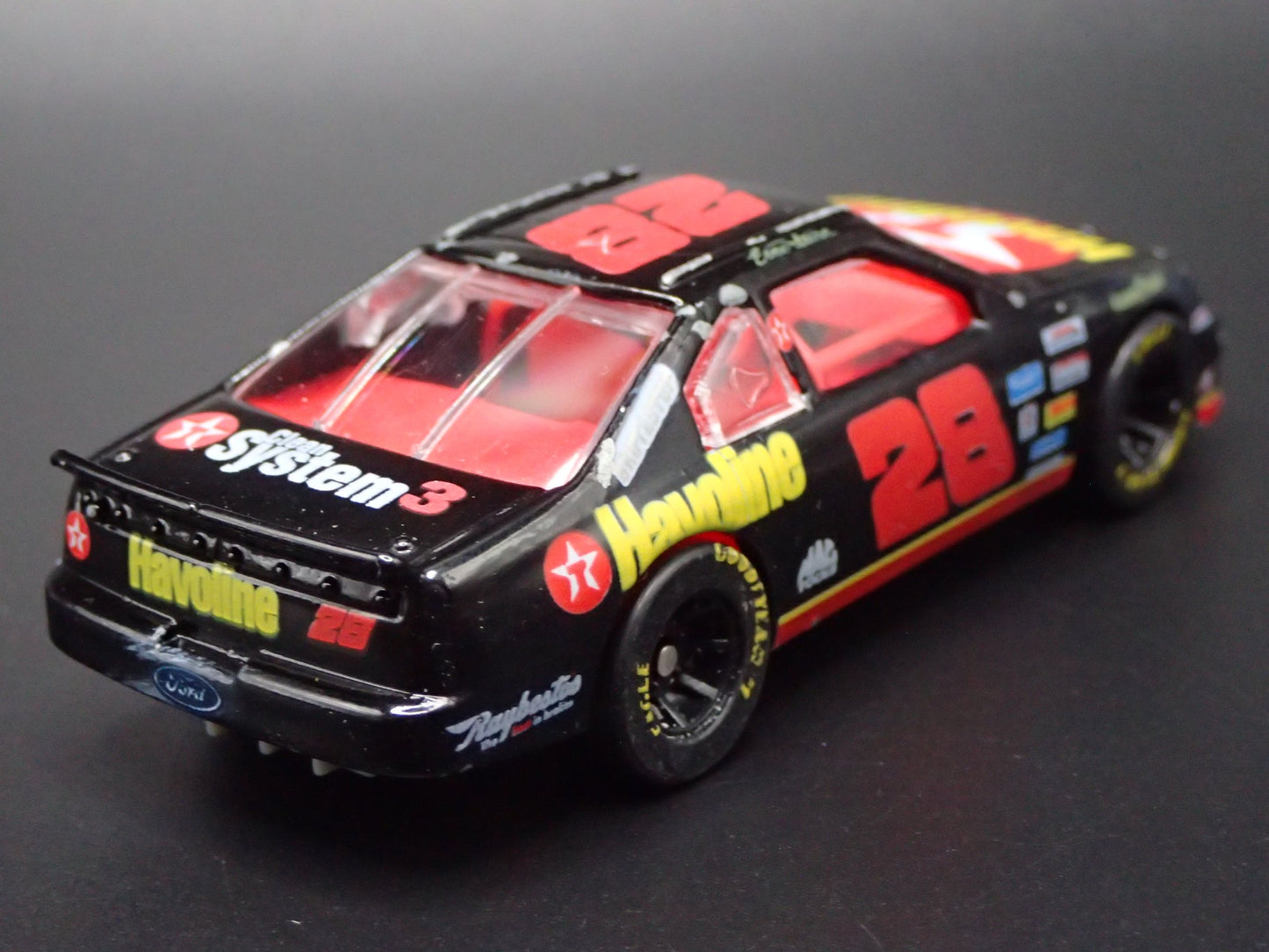 1996 96 FORD THUNDERBIRD 28 ERNIE IRVAN HAVOLINE NASCAR 1:64 DIECAST MODEL CAR