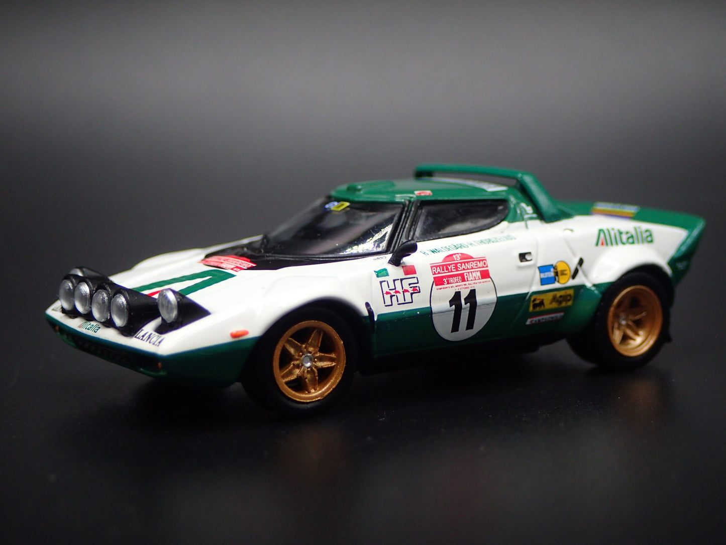 1973-1978 LANCIA STRATOS HF #11 ALITALIA RACE CAR 1:64 SCALE DIECAST MODEL CAR