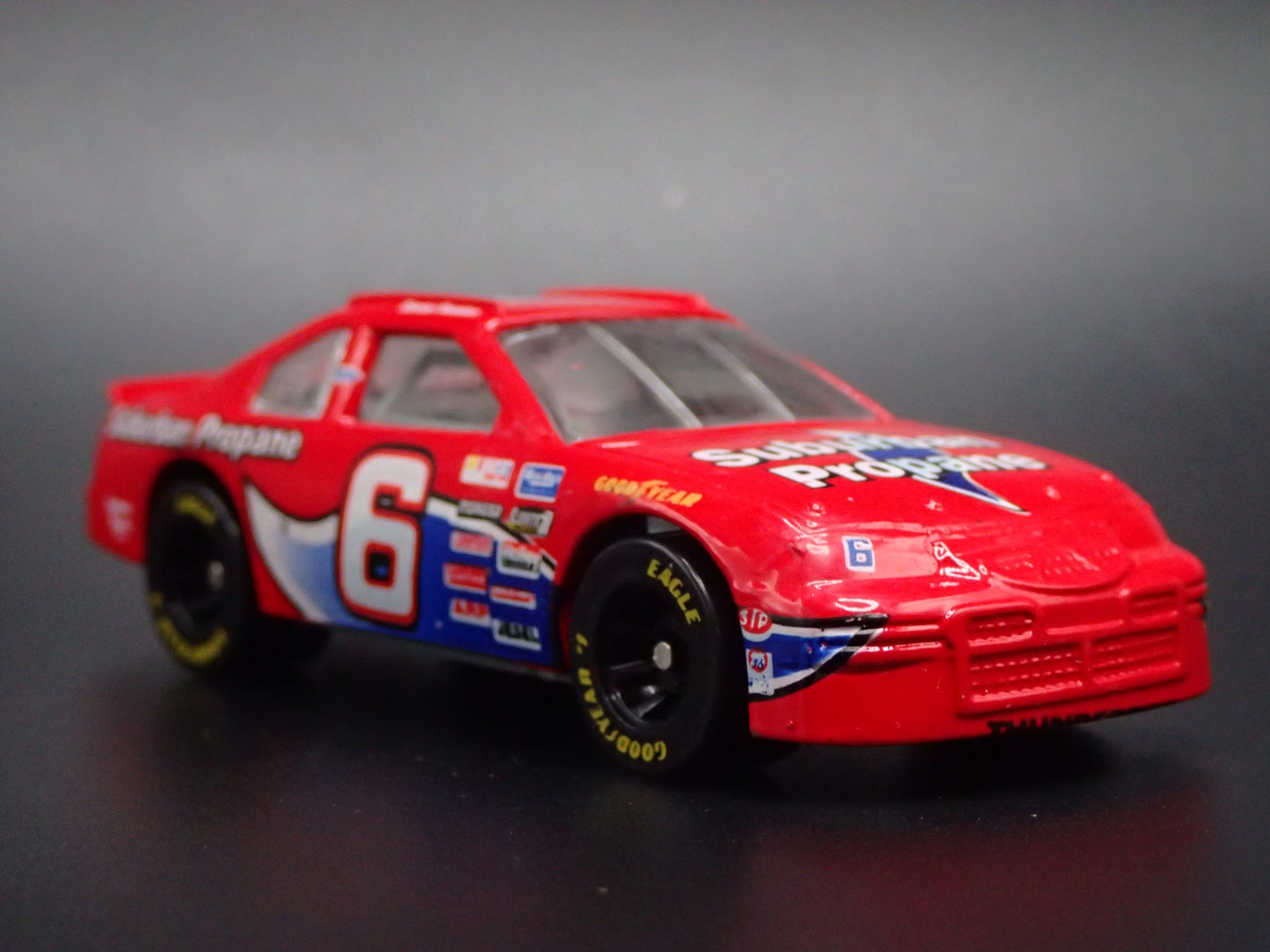 1996 96 FORD THUNDERBIRD 6 TOMMY HOUSTON NASCAR 1:64 SCALE DIECAST MODEL CAR