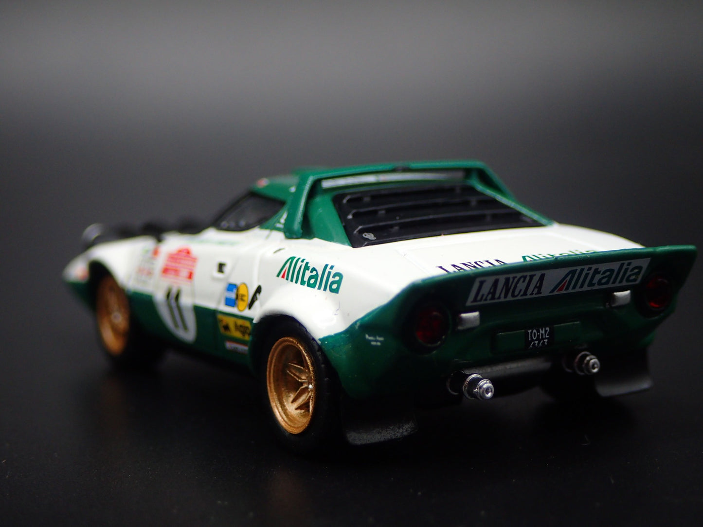 1973-1978 LANCIA STRATOS HF #11 ALITALIA RACE CAR 1:64 SCALE DIECAST MODEL CAR