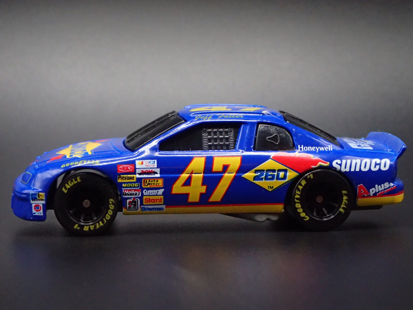 1996 96 CHEVY CHEVROLET MONTE CARLO 47 JEFF FULLER NASCAR 1:64 DIECAST MODEL CAR