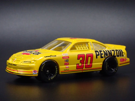 1996 96 PONTIAC GRAND PRIX 30 JOHNNY BENSON NASCAR 1:64 SCALE DIECAST MODEL CAR