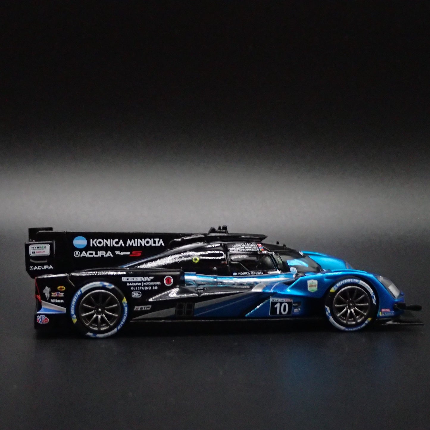 ACURA ARX-06 GTP #10 KONICA 2023 IMSA DAYTONA 24 HR 1:64 SCALE DIECAST MODEL CAR