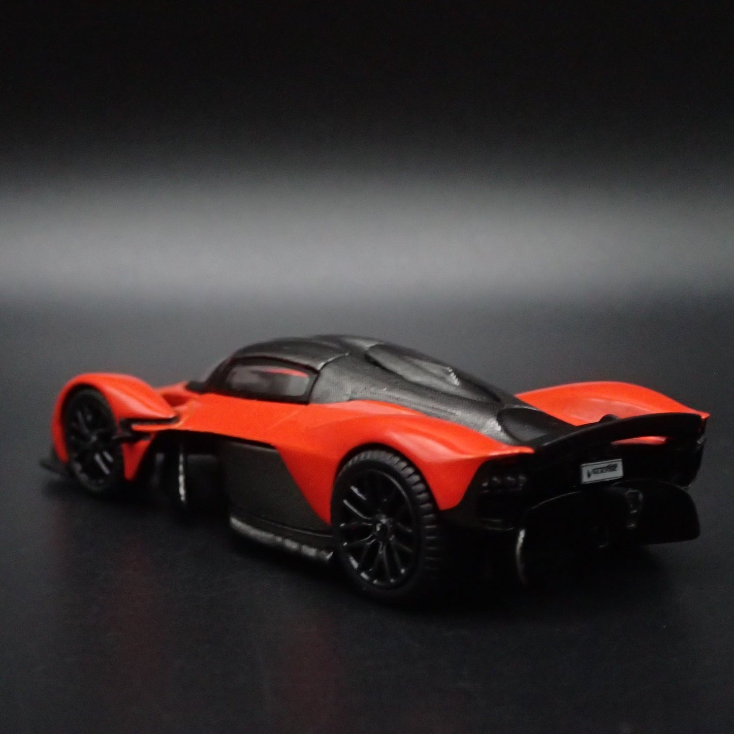 2021-2024 ASTON MARTIN VALKYRIE SUPER CAR ORANGE 1/64 SCALE DIECAST MODEL CAR