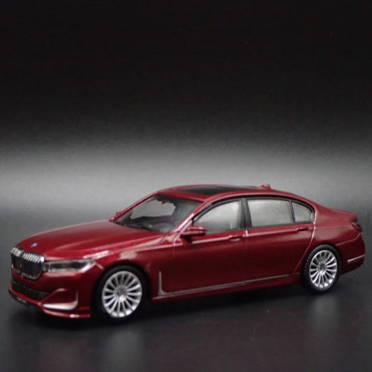 2019-2022 BMW ALPINA B7 xDRIVE 1:64 SCALE COLLECTIBLE DIORAMA DIECAST MODEL CAR