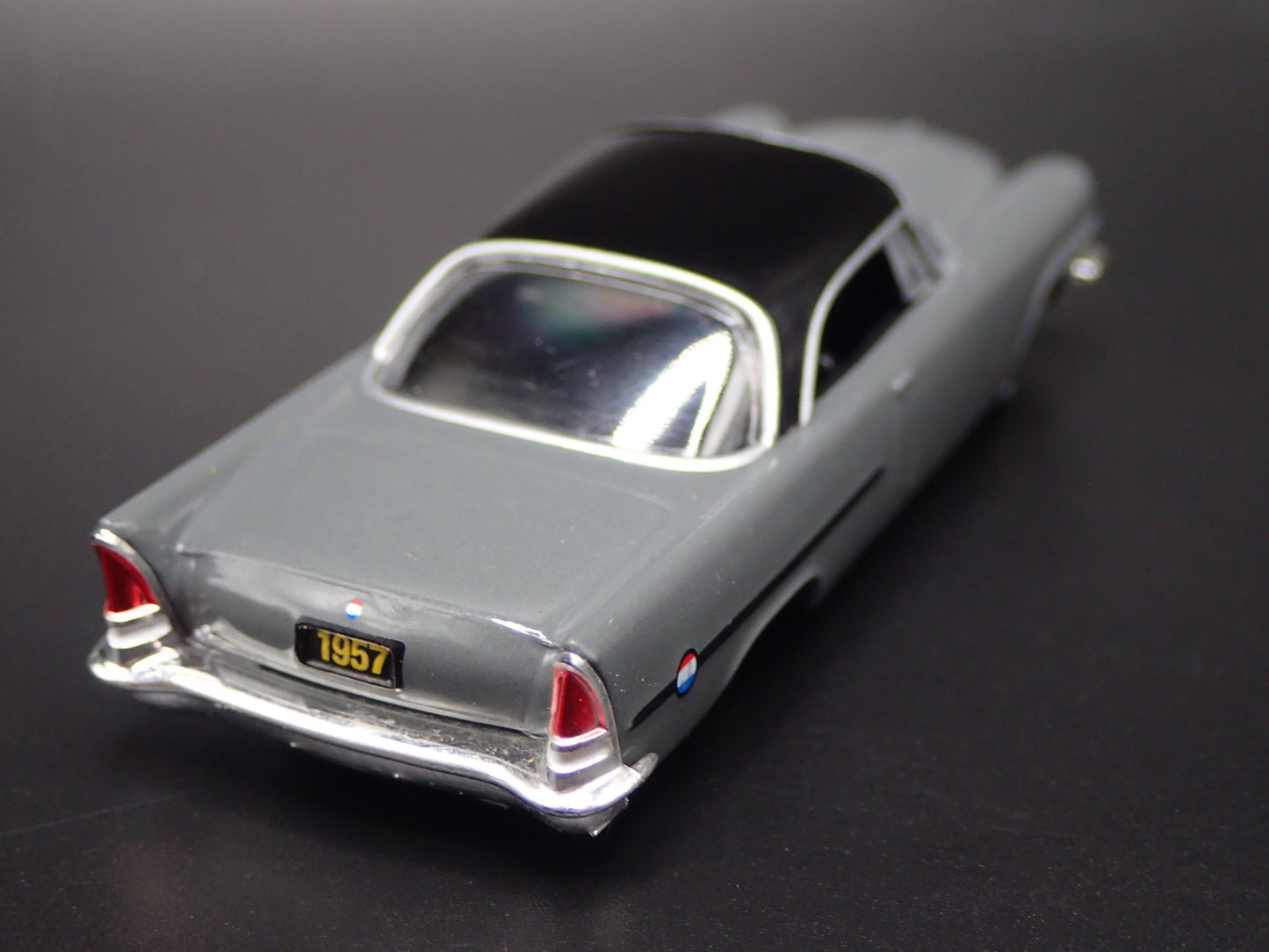 1957 57 CHRYSLER 300C GRAY RARE 1:64 SCALE COLLECTIBLE DIORAMA DIECAST MODEL CAR