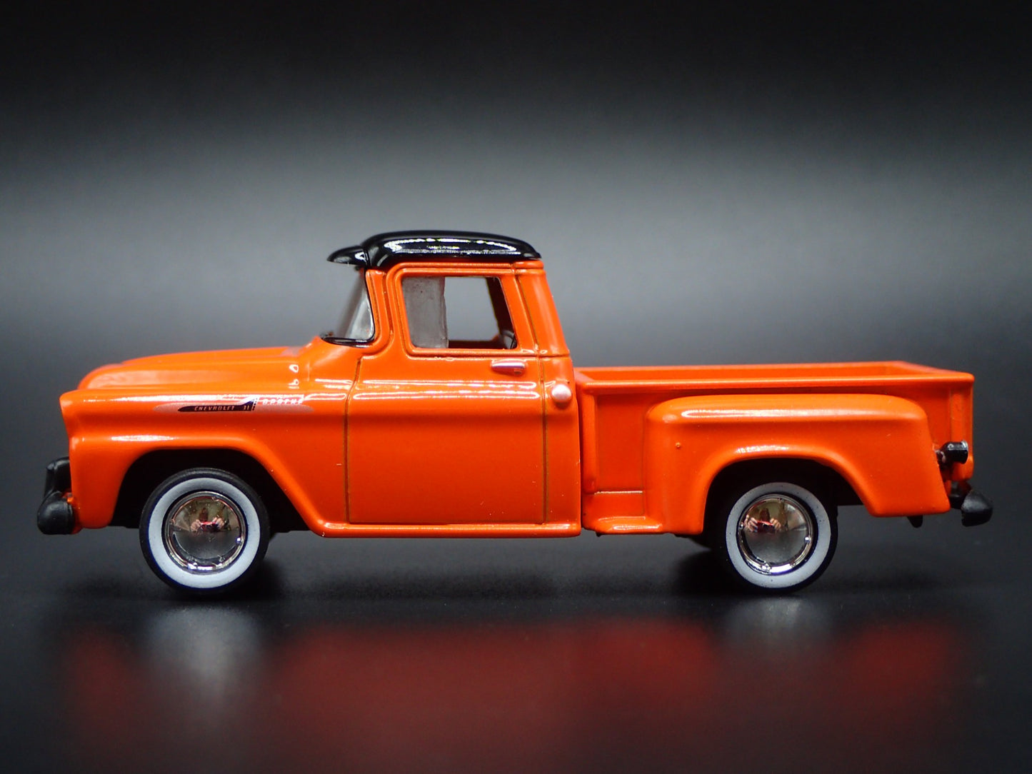 1958 58 CHEVY CHEVROLET APACHE PICKUP TRUCK ORANGE 1:64 SCALE DIECAST MODEL CAR