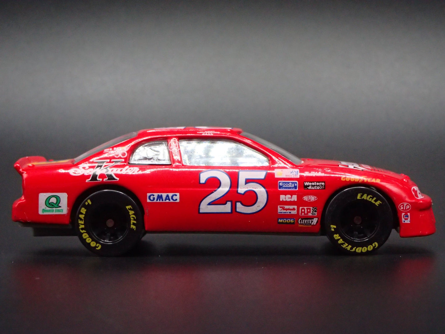 1996 CHEVY CHEVROLET MONTE CARLO 25 KEN SCHRADER NASCAR 1:64 DIECAST MODEL CAR