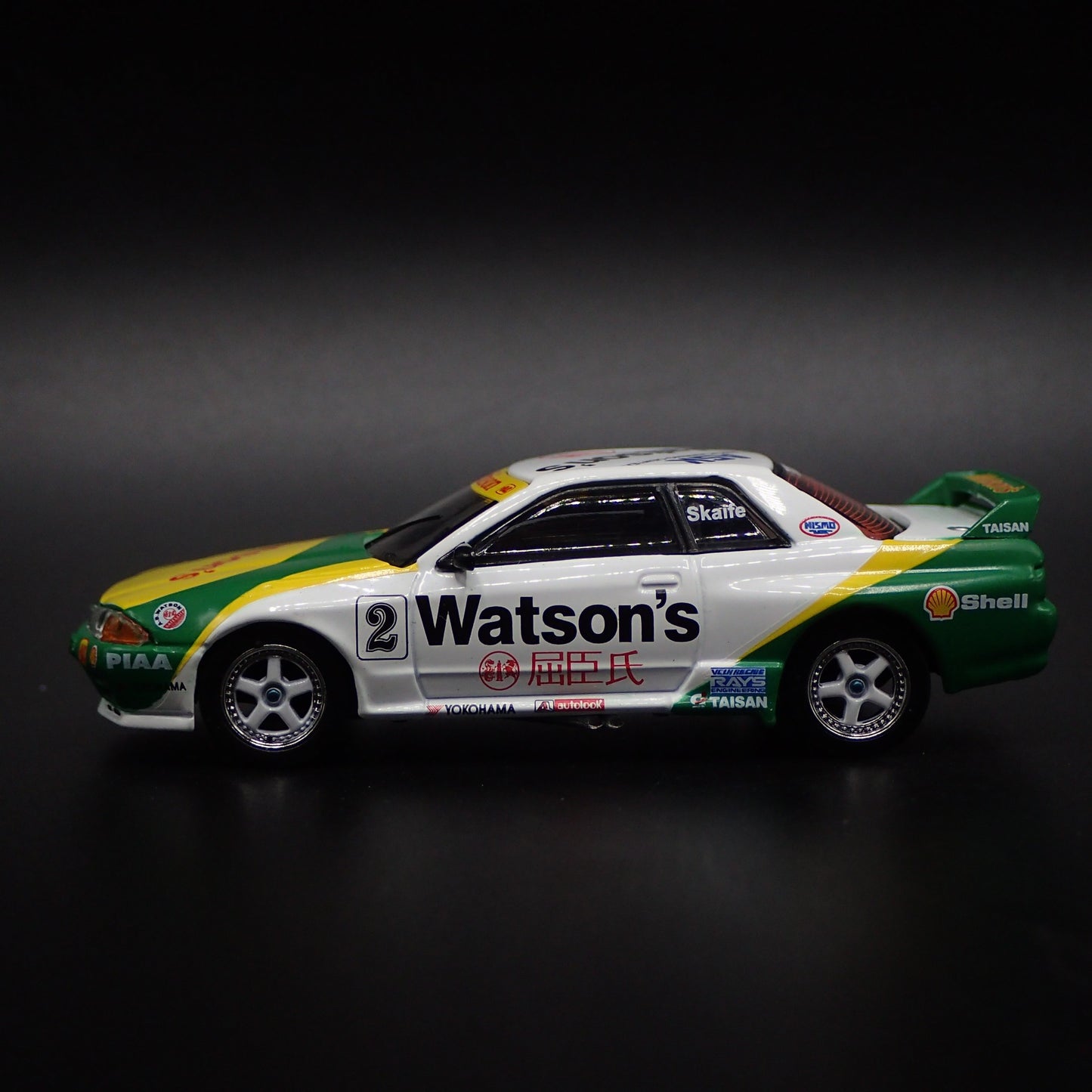1989-1994 NISSAN SKYLINE GTR R32 1991 MACAU GP #2 1:64 SCALE DIECAST MODEL CAR