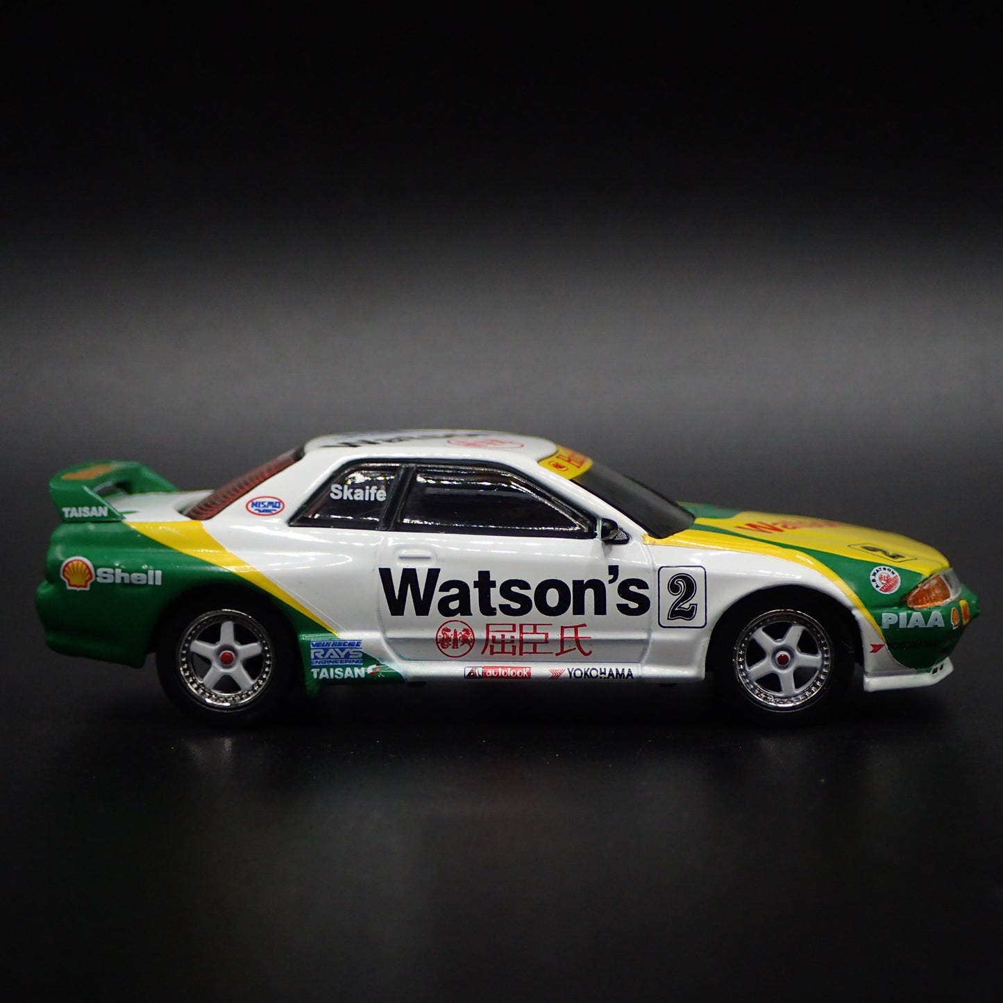 1989-1994 NISSAN SKYLINE GTR R32 1991 MACAU GP #2 1:64 SCALE DIECAST MODEL CAR