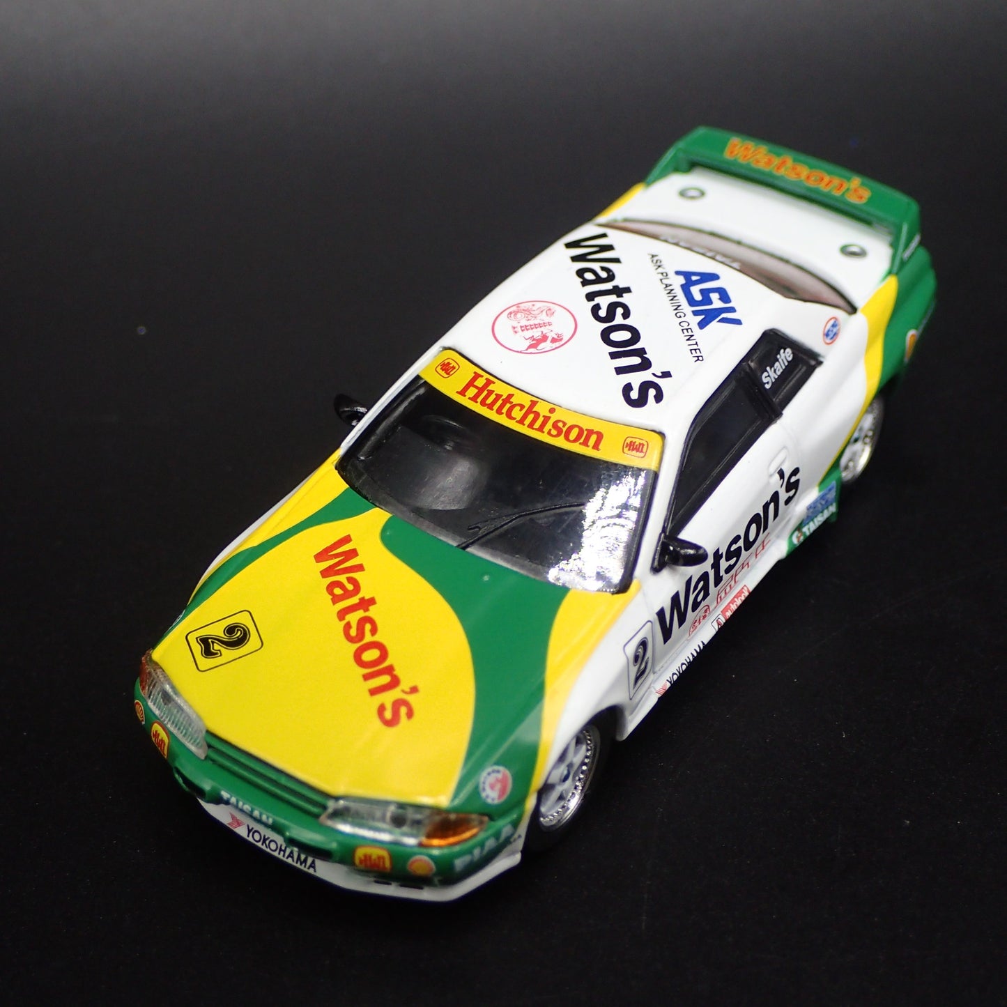 1989-1994 NISSAN SKYLINE GTR R32 1991 MACAU GP #2 1:64 SCALE DIECAST MODEL CAR