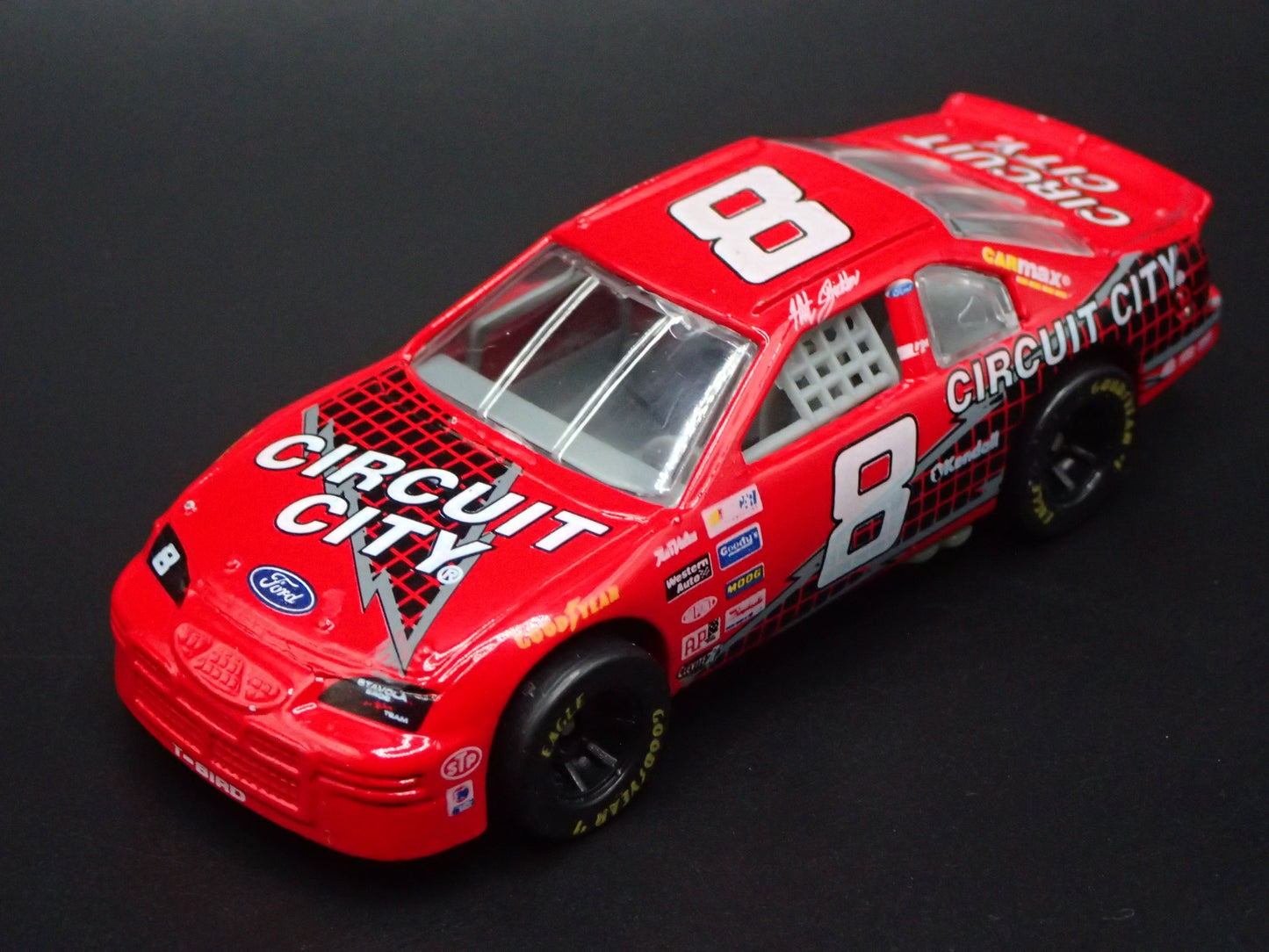 1996 96 FORD THUNDERBIRD 8 HUT STRICKLIN NASCAR 1:64 SCALE DIECAST MODEL CAR
