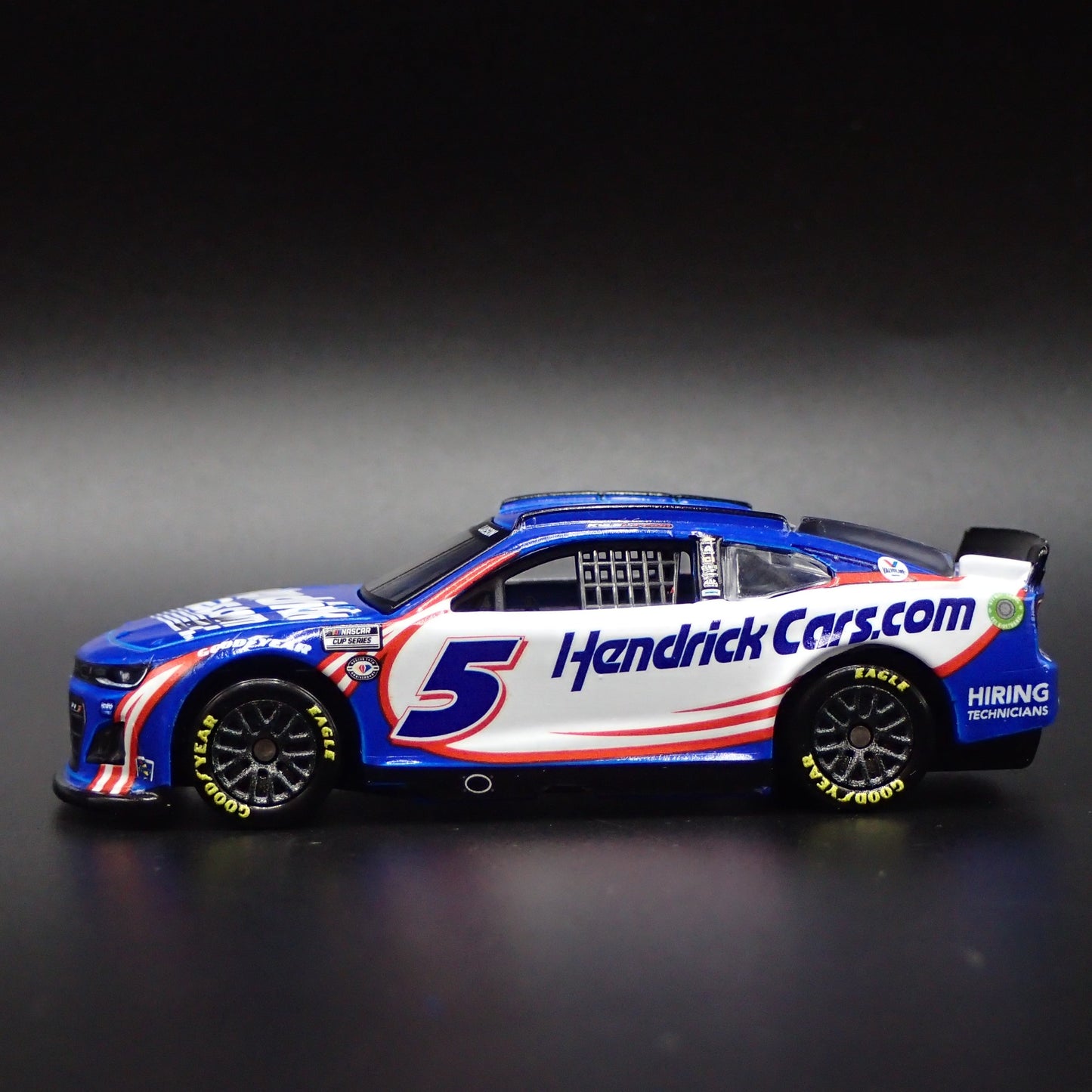2023 23 CHEVY CAMARO ZL1 5 KYLE LARSON HENDRICKCAR NASCAR 1:64 DIECAST MODEL CAR
