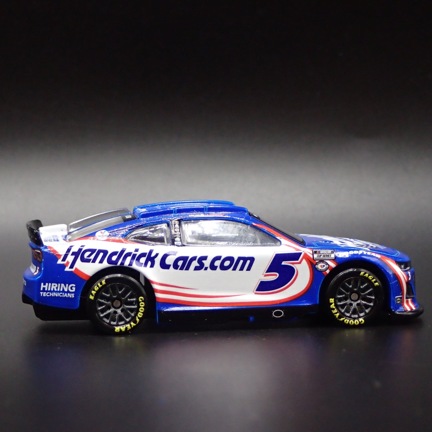 2023 23 CHEVY CAMARO ZL1 5 KYLE LARSON HENDRICKCAR NASCAR 1:64 DIECAST MODEL CAR