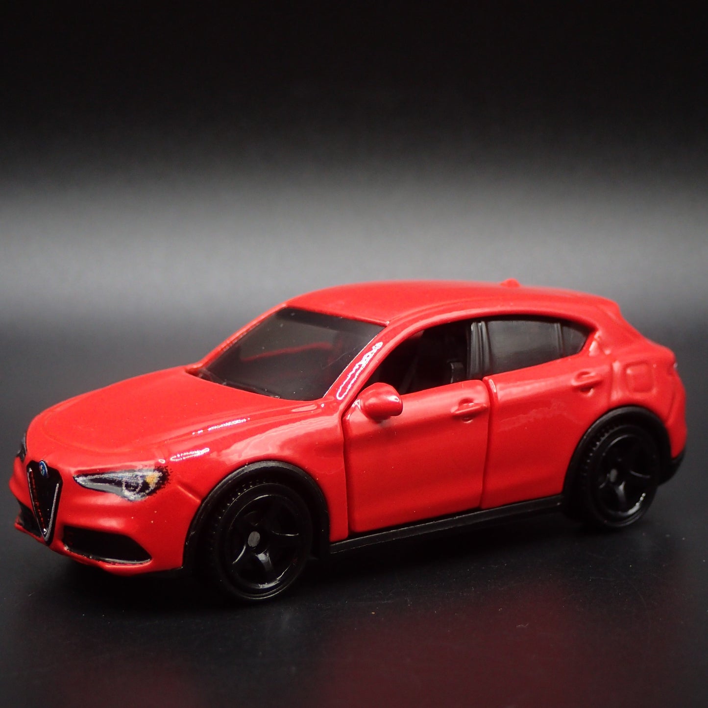 2017-2025 ALFA ROMEO STELVIO 1:64 SCALE COLLECTIBLE DIORAMA DIECAST MODEL CAR