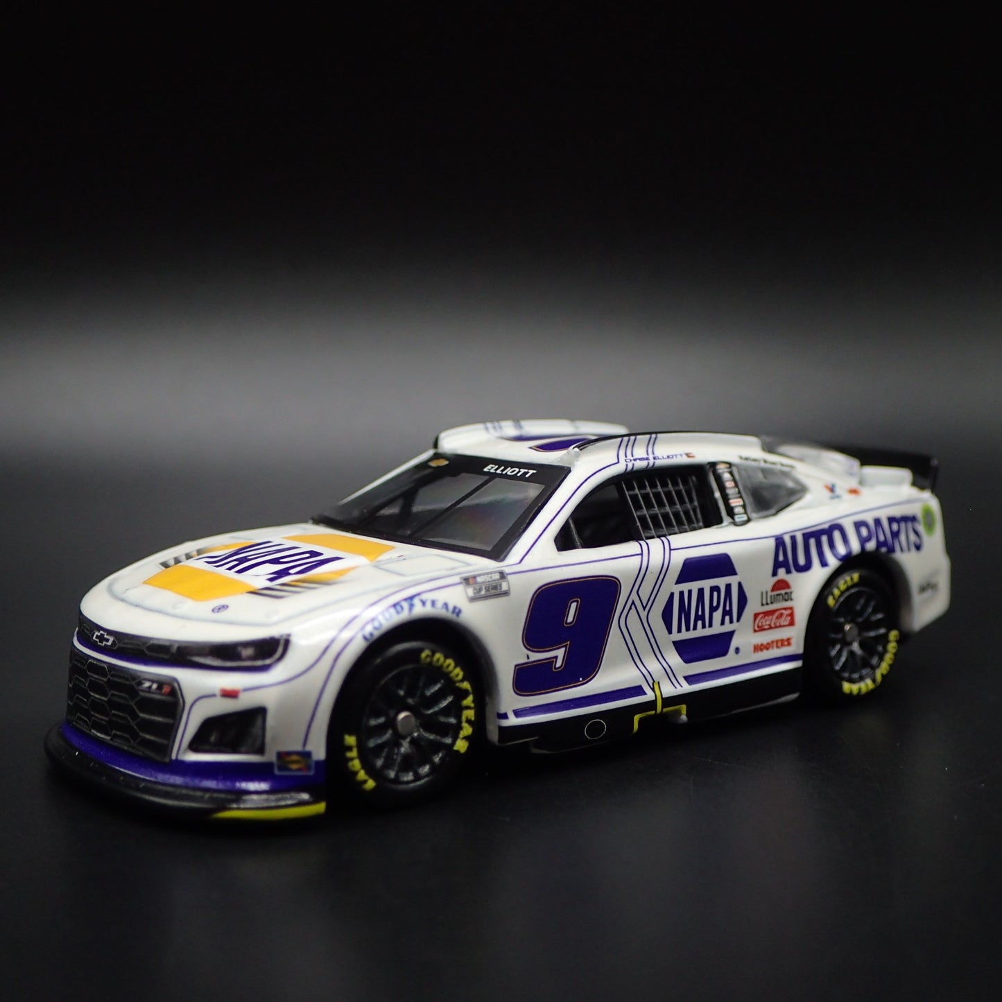 2024 24 CHEVY CAMARO ZL1 9 CHASE ELLIOTT NAPA NASCAR 1:64 DIECAST MODEL CAR