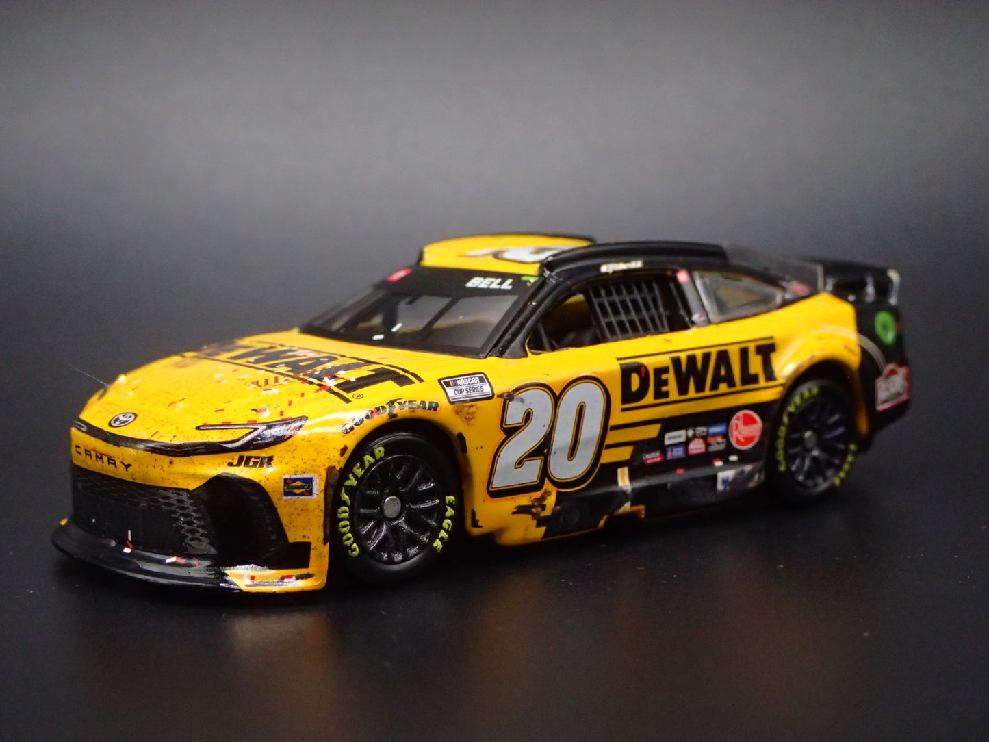 2025 TOYOTA CAMRY 20 CHRISTOPHER BELL DEWALT ATL WIN NASCAR 1:64 DIECAST CAR