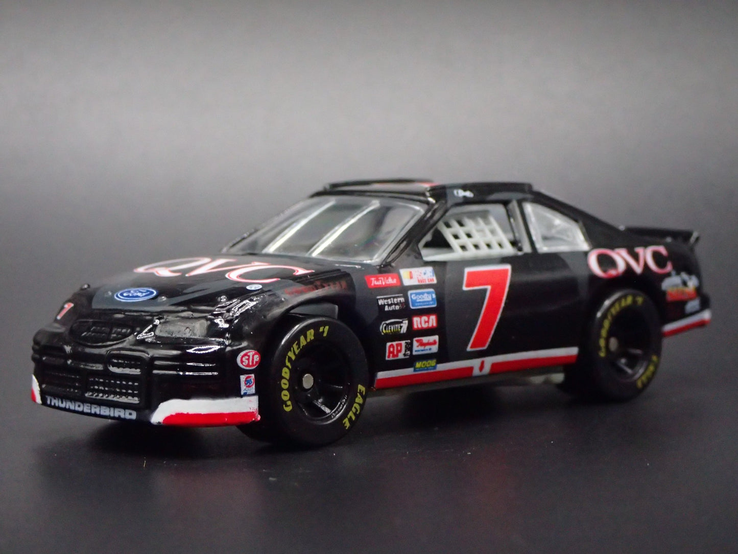 1996 96 FORD THUNDERBIRD 7 GEOFF BODINE QVC NASCAR 1:64 SCALE DIECAST MODEL CAR