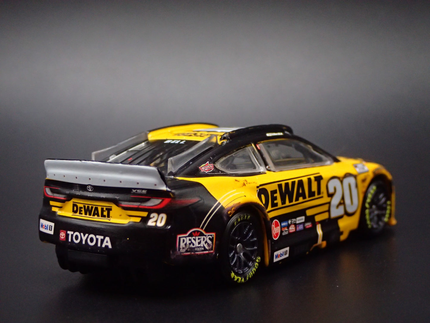 2025 TOYOTA CAMRY 20 CHRISTOPHER BELL DEWALT ATL WIN NASCAR 1:64 DIECAST CAR