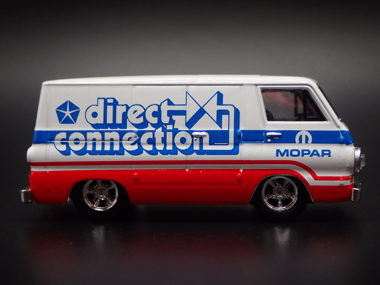 1967 67 DODGE A100 PANEL VAN MOPAR 1/64 SCALE DIORAMA DIECAST MODEL CAR