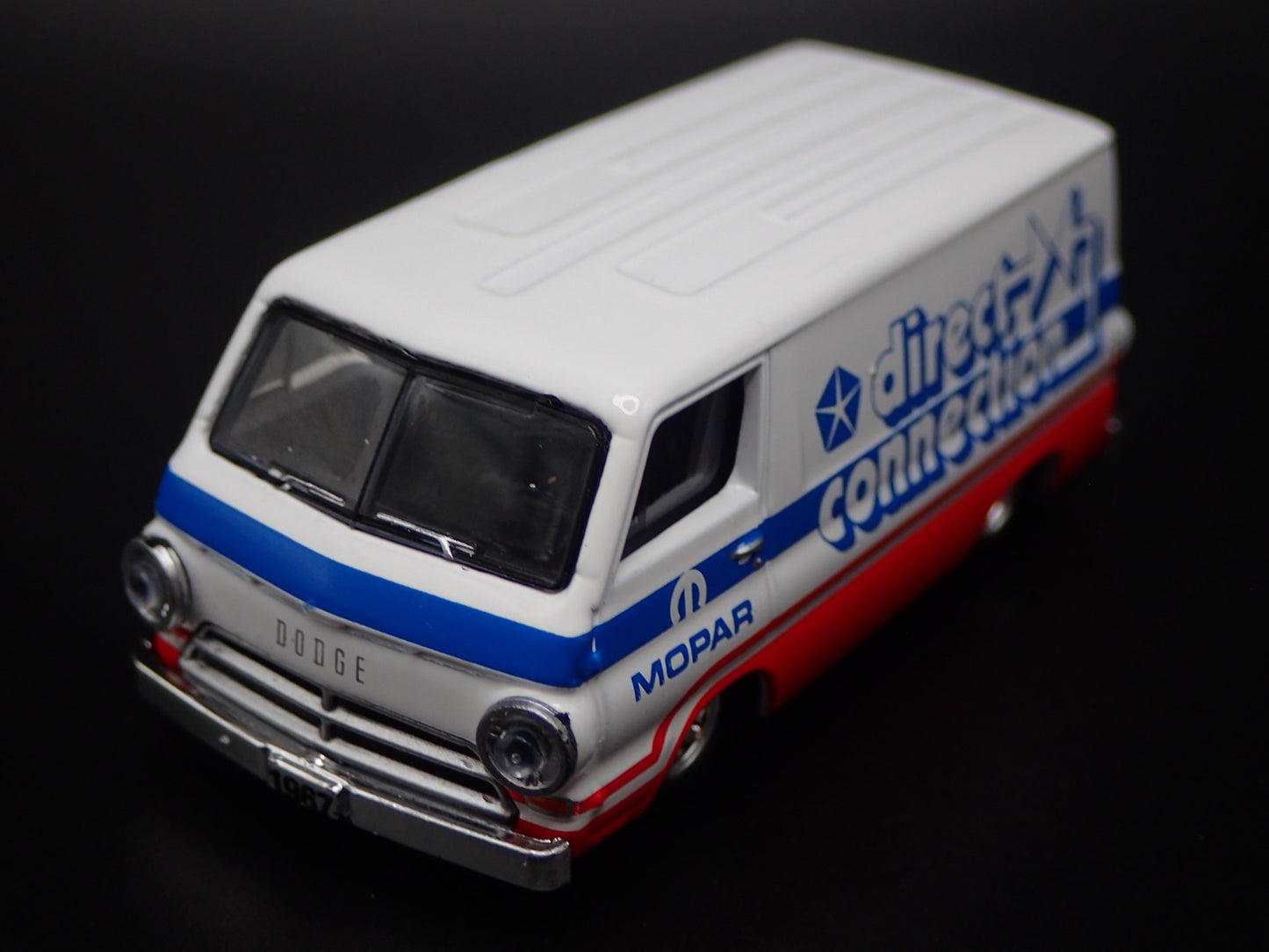 1967 67 DODGE A100 PANEL VAN MOPAR 1/64 SCALE DIORAMA DIECAST MODEL CAR