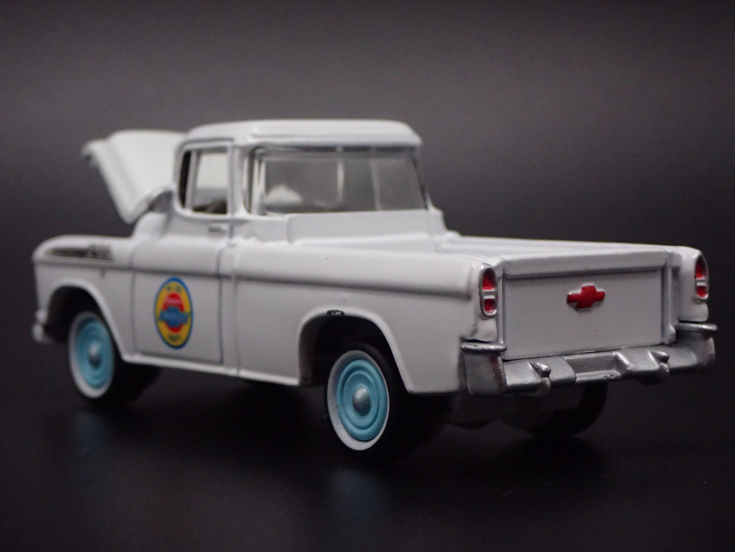 1955 CHEVROLET CAMEO PICKUP TRUCK JOHNNY WHITE LIGHTNING 1/64 DIECAST MODEL CAR