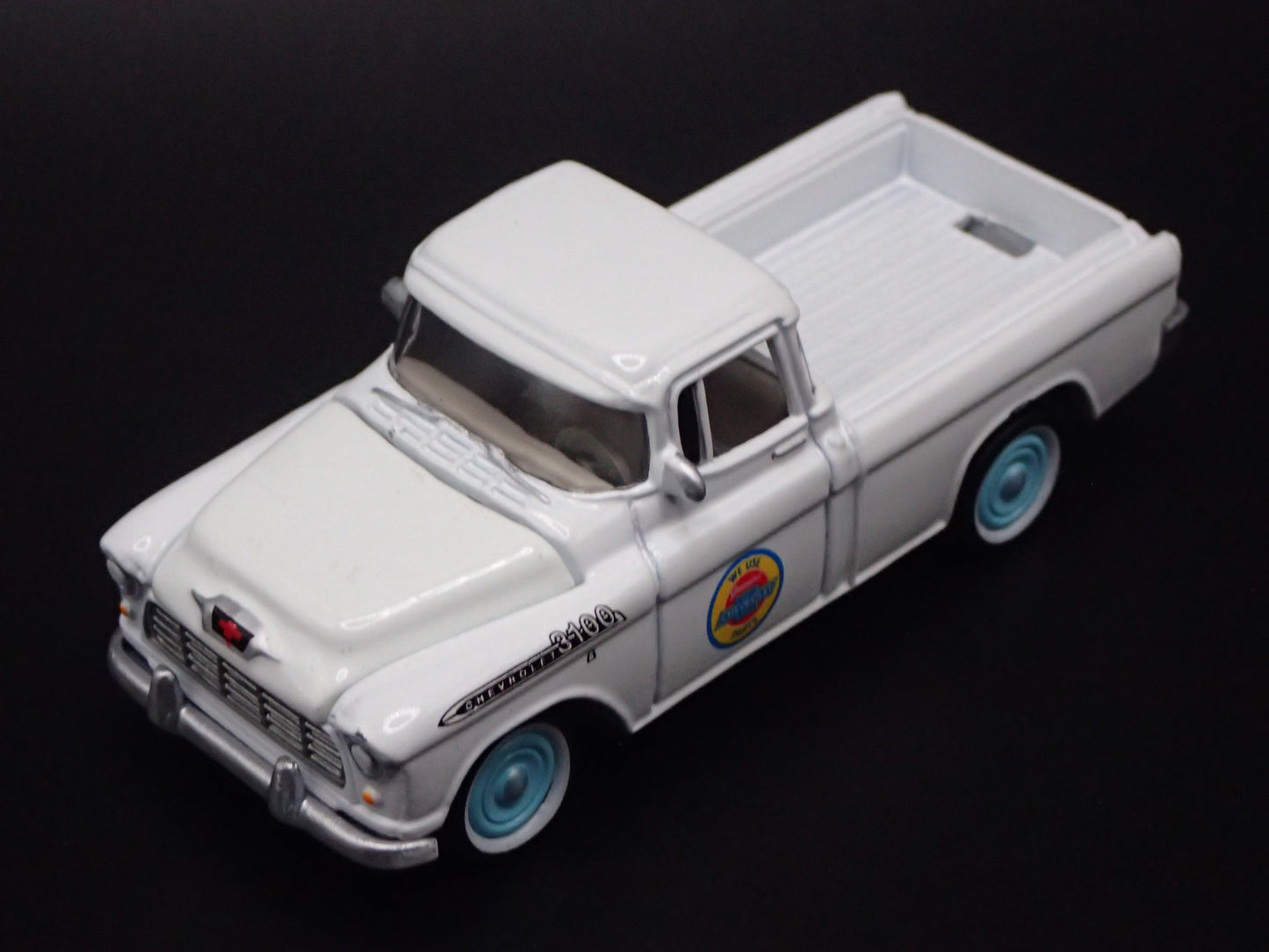 1955 CHEVROLET CAMEO PICKUP TRUCK JOHNNY WHITE LIGHTNING 1/64 DIECAST MODEL CAR
