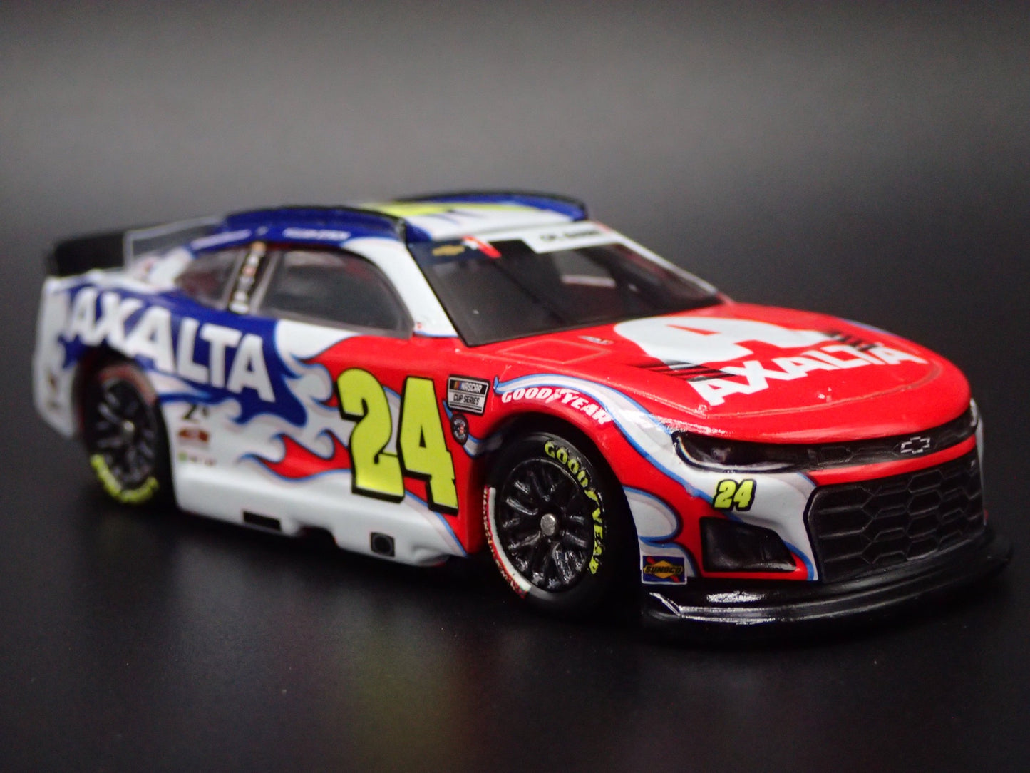 2025 25 CHEVY CHEVROLET #24 WILLIAM BYRON AXALTA NASCAR 1:64 DIECAST MODEL CAR