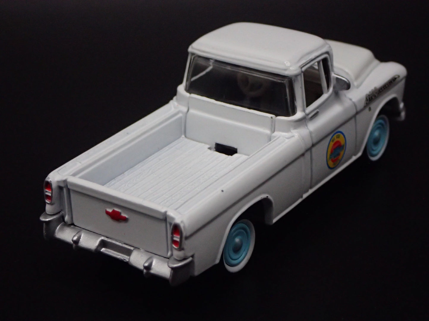 1955 CHEVROLET CAMEO PICKUP TRUCK JOHNNY WHITE LIGHTNING 1/64 DIECAST MODEL CAR