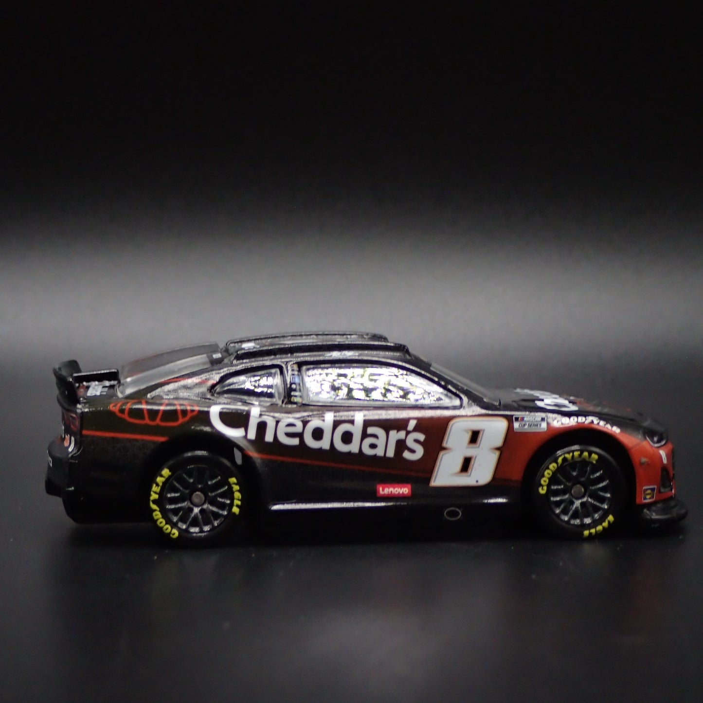 2024 24 CHEVROLET CAMARO ZL1 8 KYLE BUSCH CHEDDARS NASCAR 1:64 DIECAST MODEL CAR