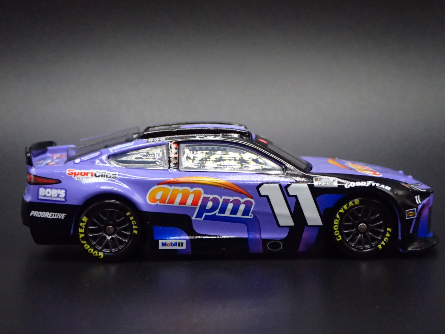 2025 25 TOYOTA CAMRY 11 DENNY HAMLIN AM PM NASCAR 1:64 SCALE DIECAST MODEL CAR