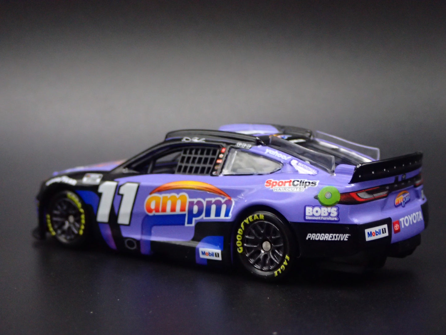 2025 25 TOYOTA CAMRY 11 DENNY HAMLIN AM PM NASCAR 1:64 SCALE DIECAST MODEL CAR