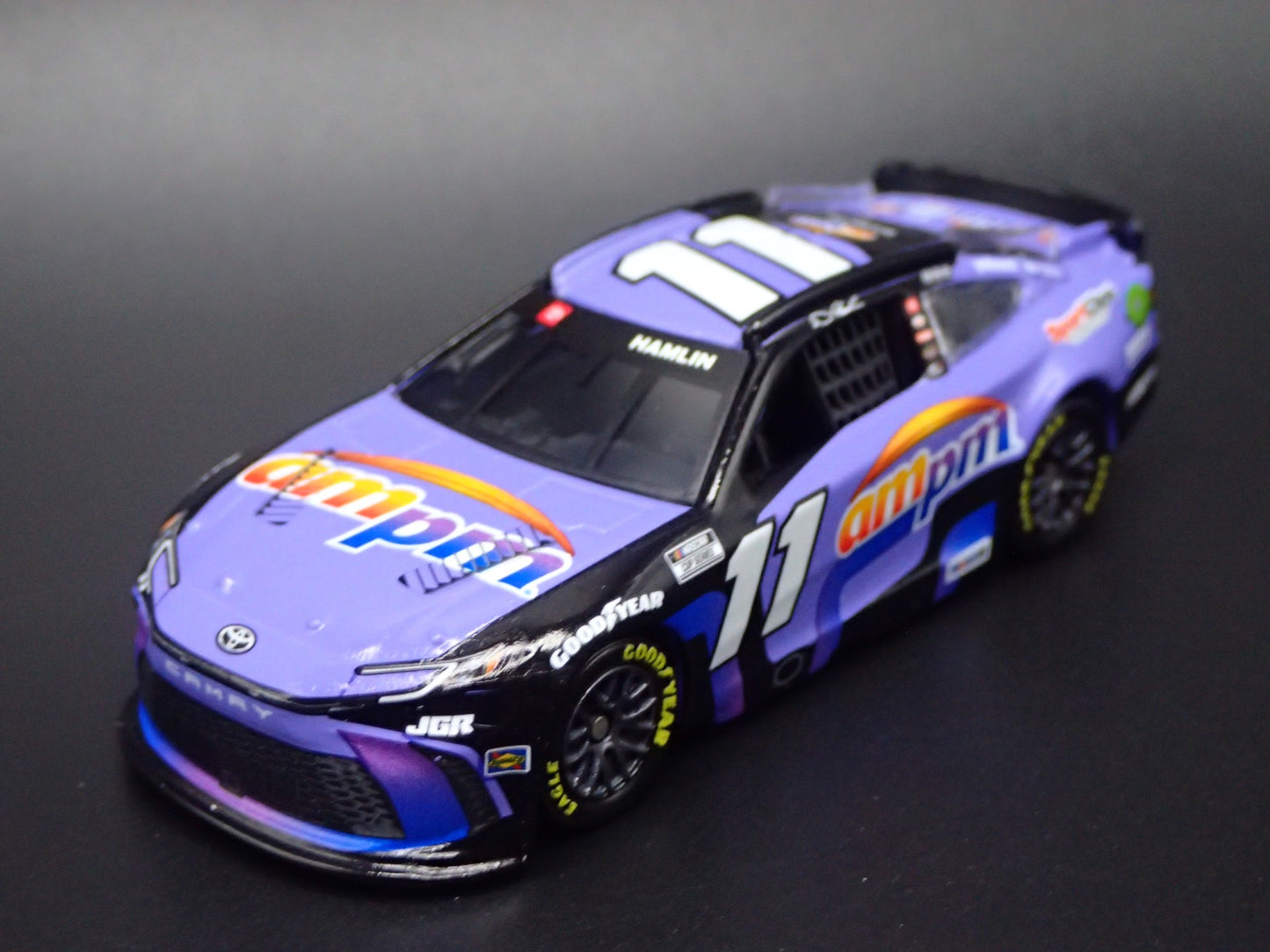 2025 25 TOYOTA CAMRY 11 DENNY HAMLIN AM PM NASCAR 1:64 SCALE DIECAST MODEL CAR