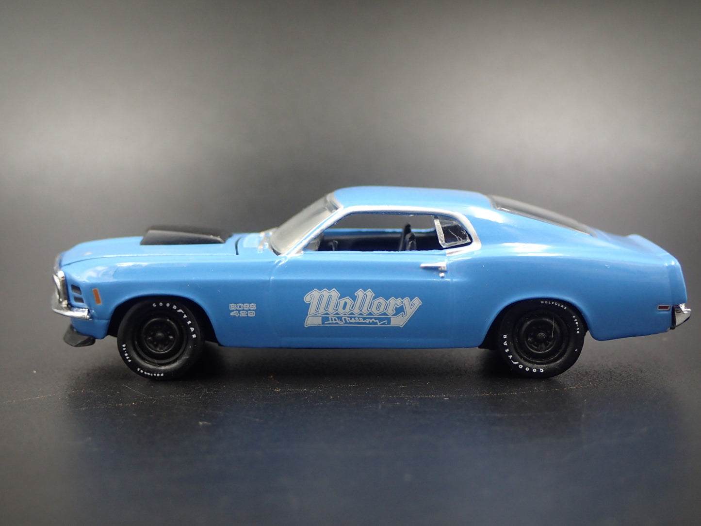 1970 70 FORD MUSTANG FASTBACK BOSS 429 MALLORY BLUE 1:64 SCALE DIECAST MODEL CAR