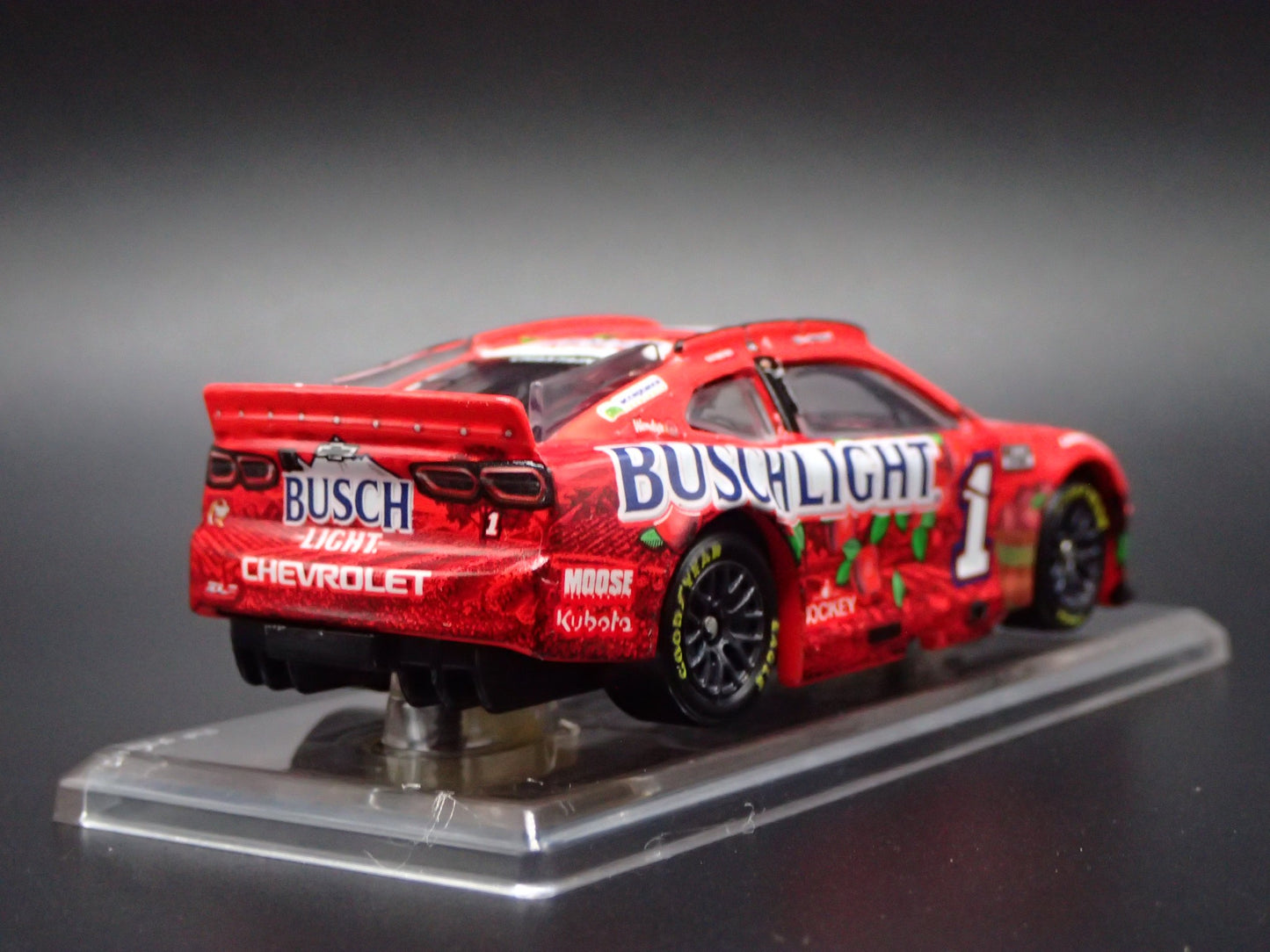 2025 CHEVROLET 1 ROSS CHASTAIN BUSCH LIGHT APPLE NASCAR 1:64 SCALE DIECAST CAR