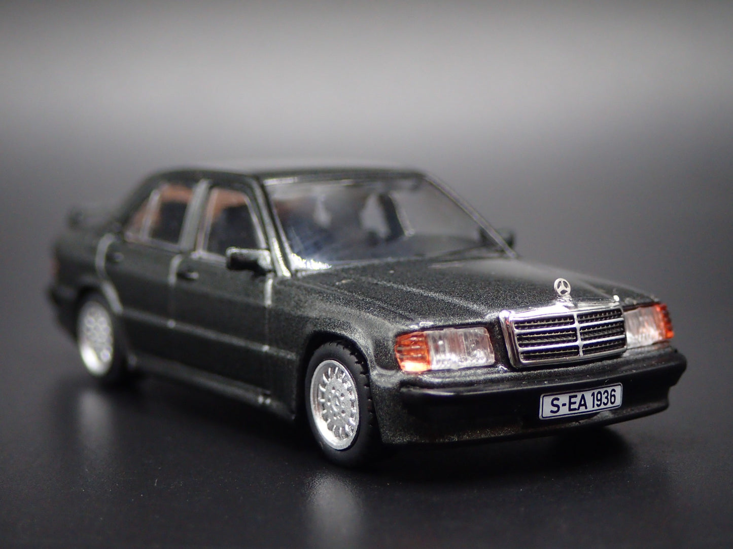 1982-1993 MERCEDES-BENZ 190E 2.3-16 EVOLUTION EVO I 1:64 SCALE DIECAST MODEL CAR