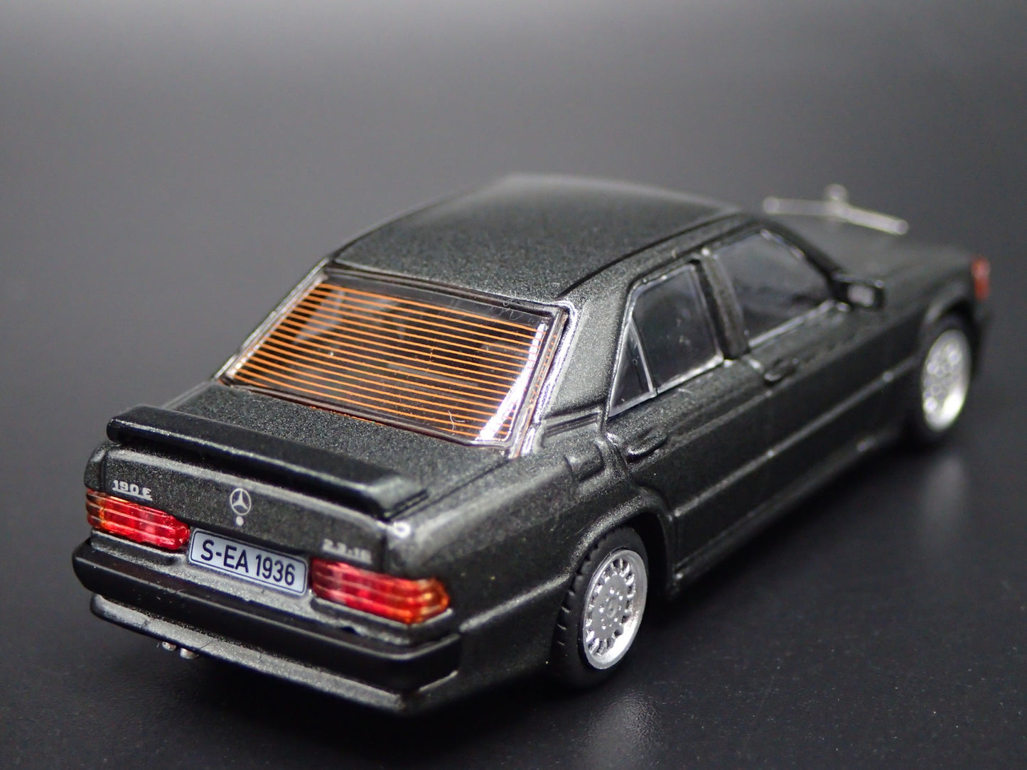 1982-1993 MERCEDES-BENZ 190E 2.3-16 EVOLUTION EVO I 1:64 SCALE DIECAST MODEL CAR