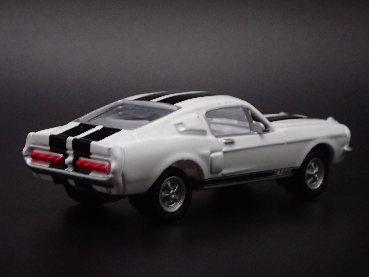1967 67 FORD MUSTANG SHELBY GT500 WHITE LIGHTNING CHASE 1/64 SCALE DIECAST CAR