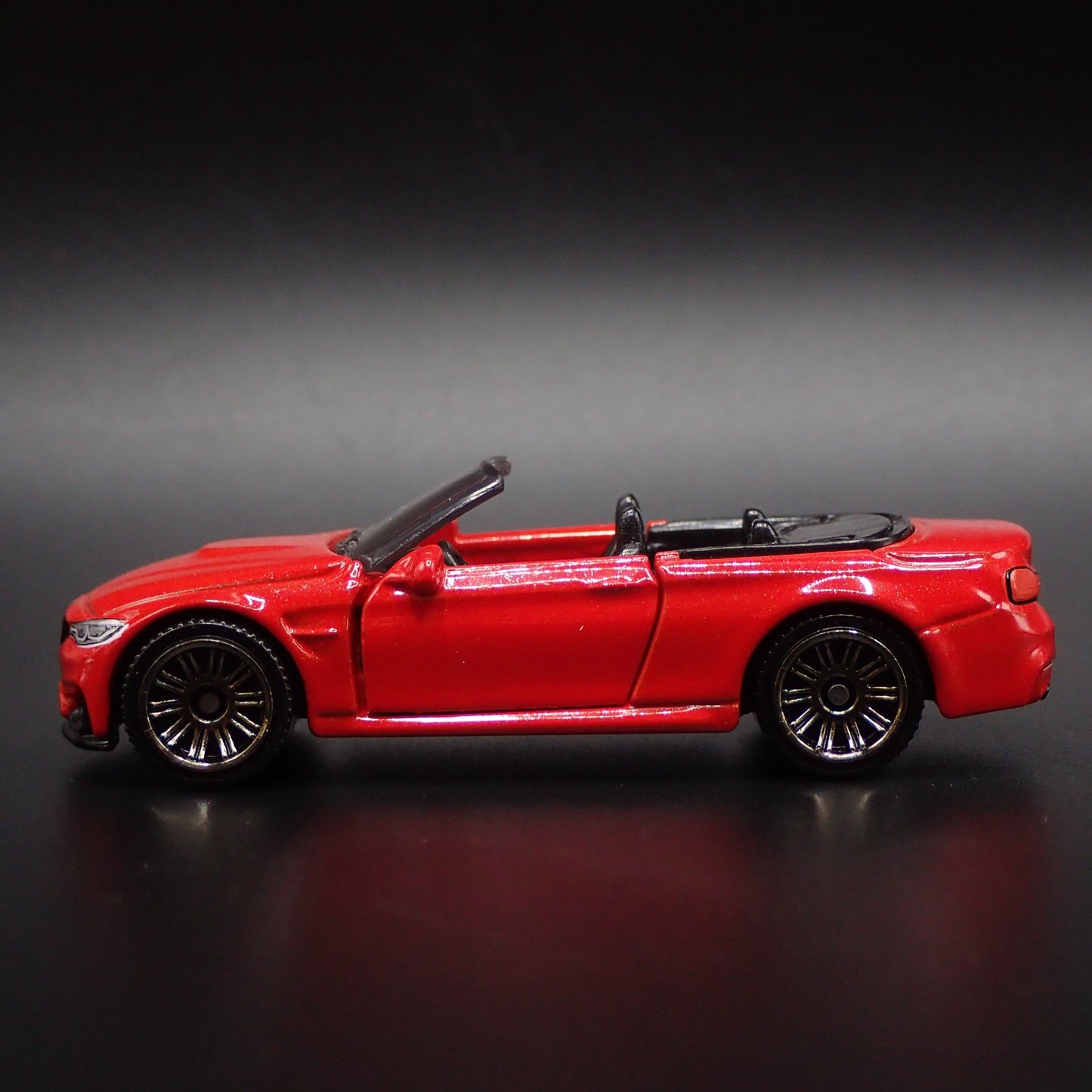 2014-2020 BMW M4 CABRIOLET CONVERTIBLE RED 1:64 SCALE DIORAMA DIECAST MODEL CAR