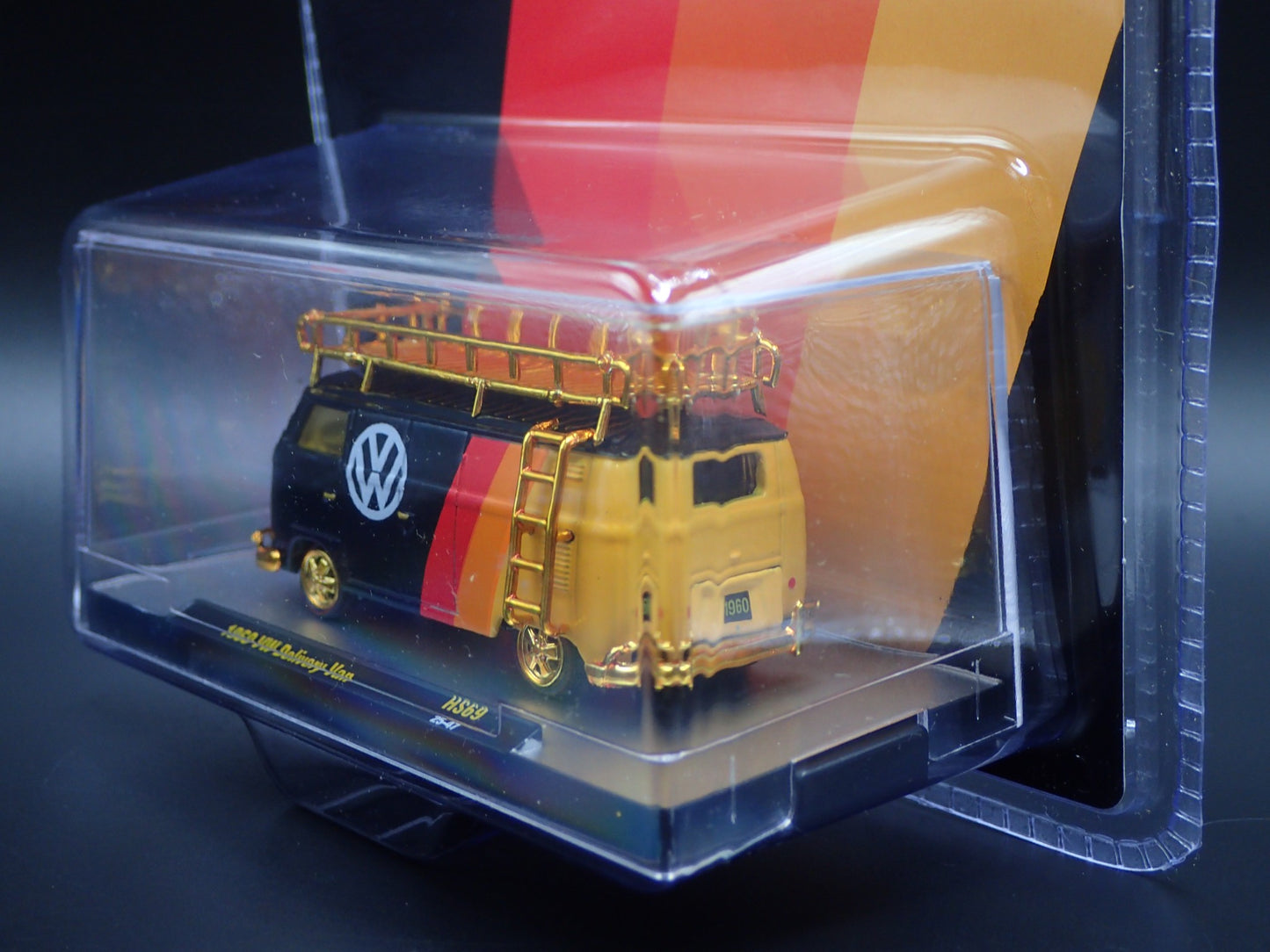 1960 VW DELIVERY VAN M2 MACHINES GOLD CHASE RARE HOBBY 1/480 HS69