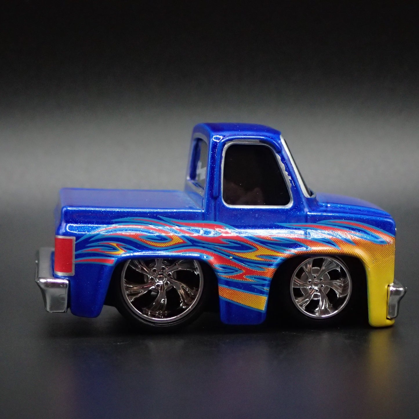 1987 87 CHEVY CHEVROLET C10 PICKUP TRUCK TUNED 1/64 SCALE DIECAST MODEL CAR