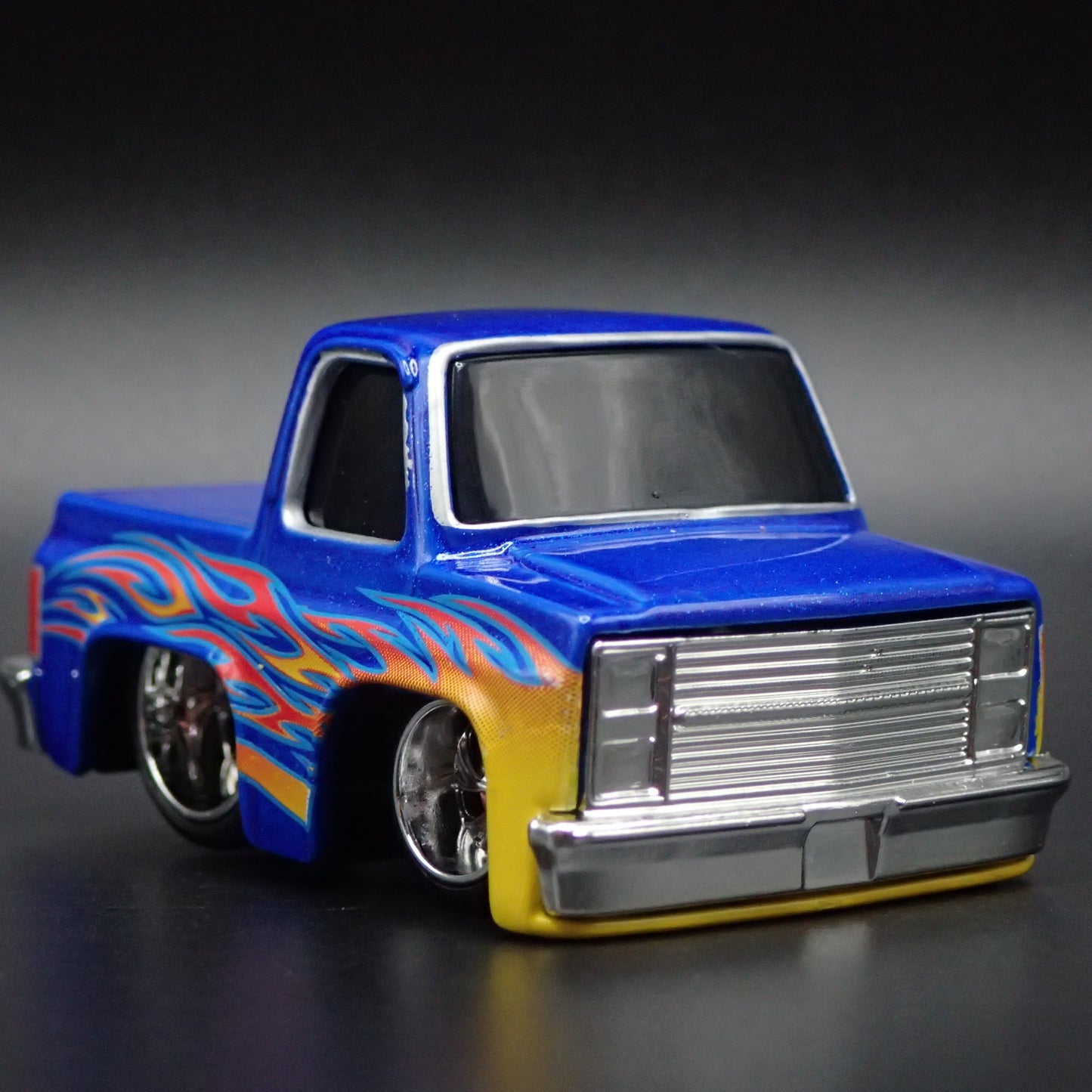 1987 87 CHEVY CHEVROLET C10 PICKUP TRUCK TUNED 1/64 SCALE DIECAST MODEL CAR