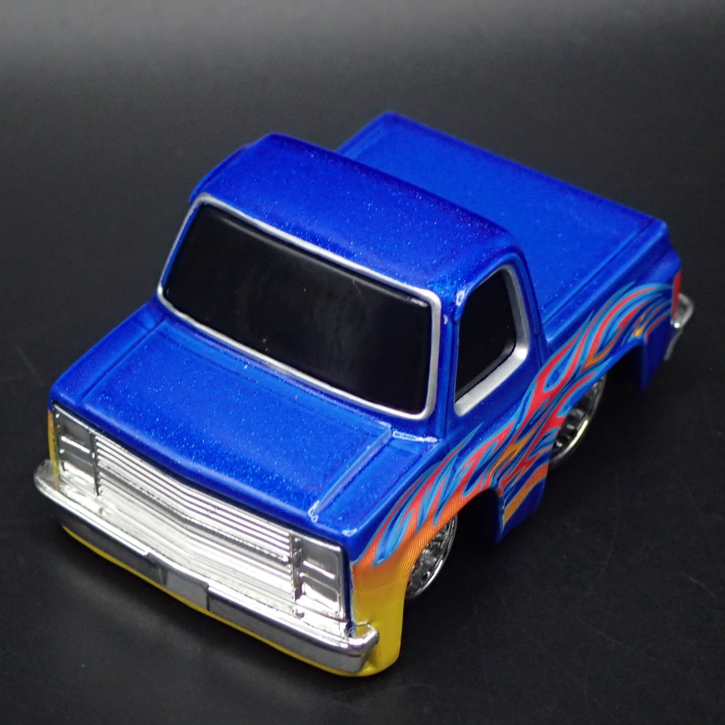 1987 87 CHEVY CHEVROLET C10 PICKUP TRUCK TUNED 1/64 SCALE DIECAST MODEL CAR