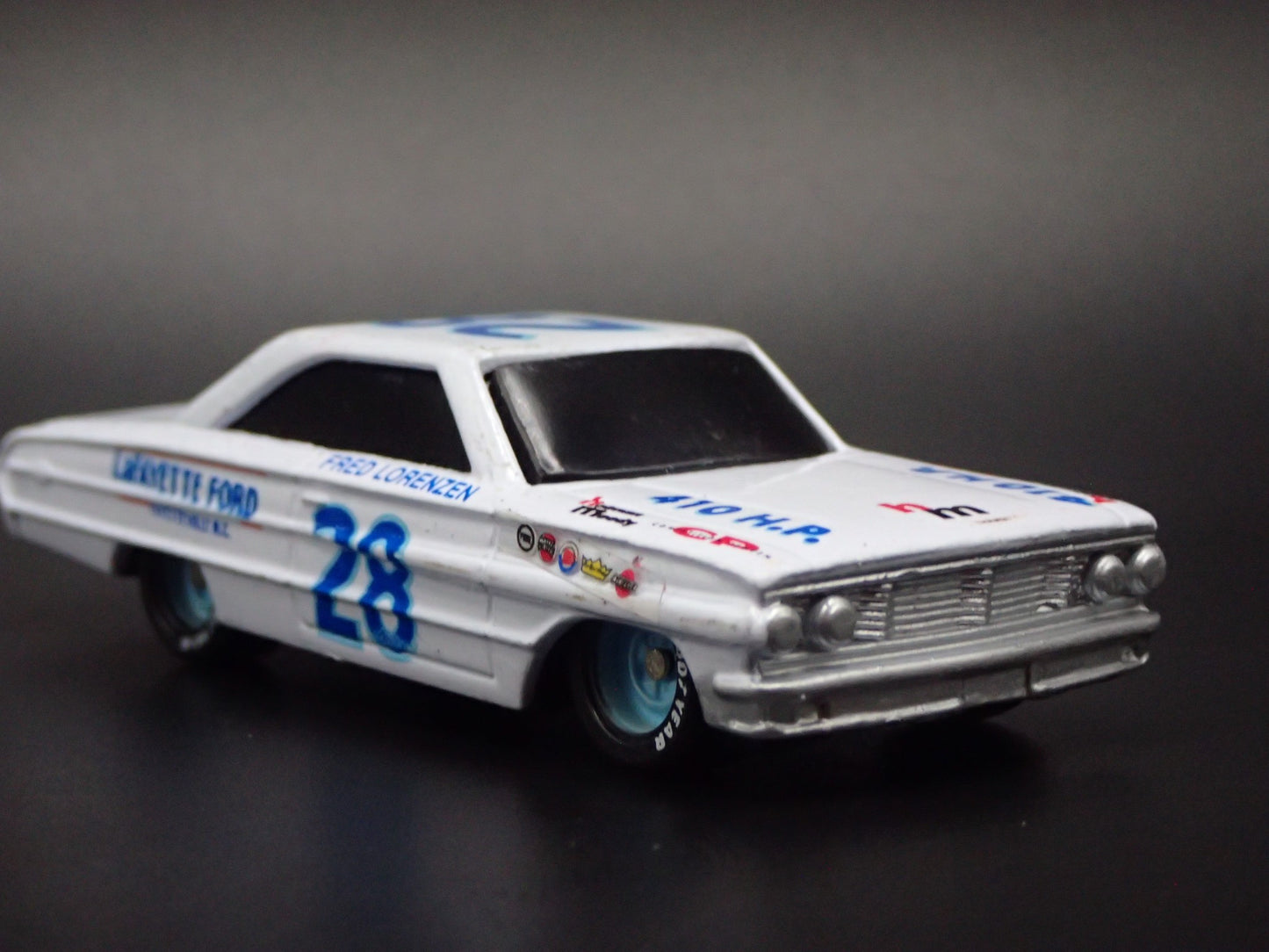 1964 64 FORD GALAXIE 28 FRED LORENZEN NASCAR WHITE 1:64 SCALE DIECAST MODEL CAR
