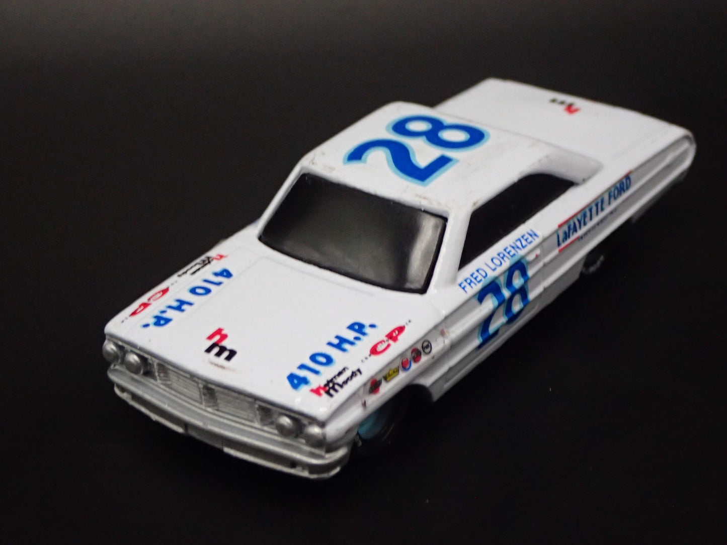 1964 64 FORD GALAXIE 28 FRED LORENZEN NASCAR WHITE 1:64 SCALE DIECAST MODEL CAR