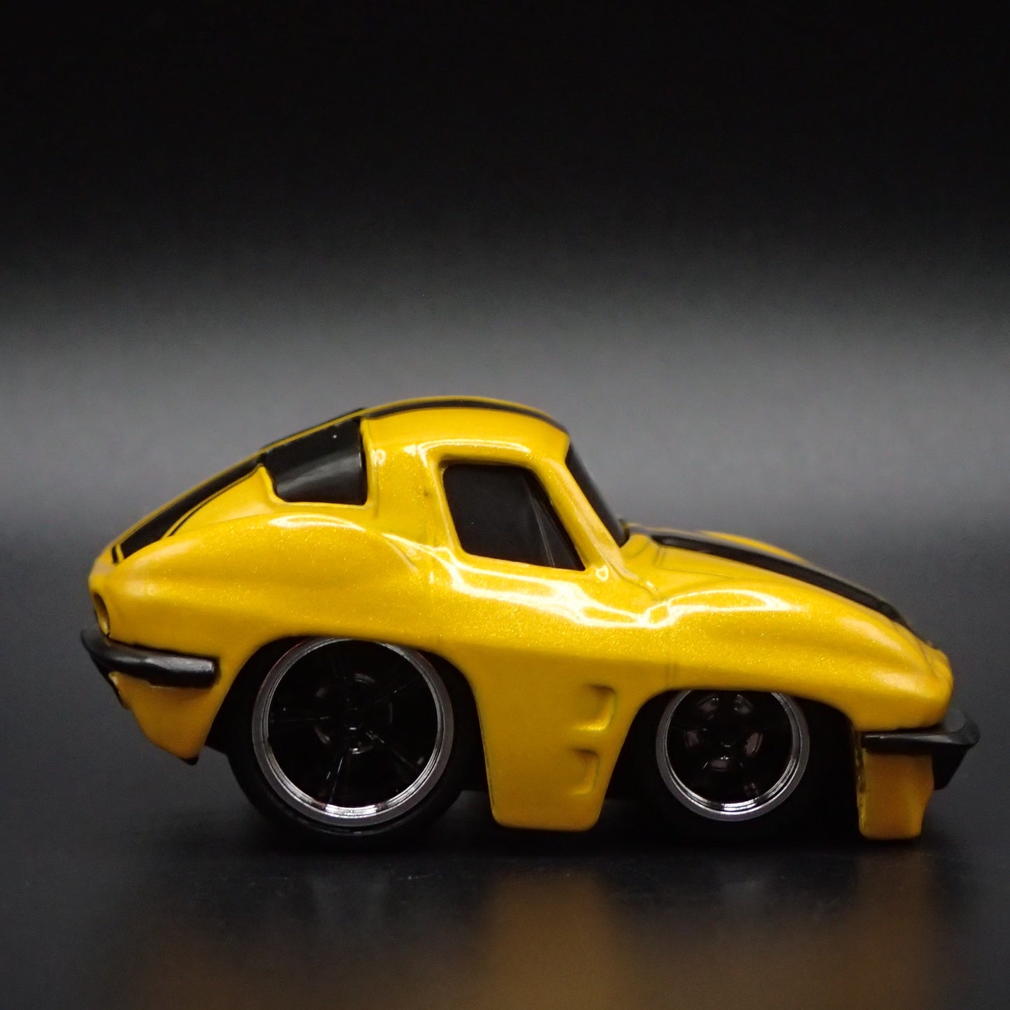 1963 63 CHEVY CHEVROLET CORVETTE SPLIT WINDOW TUNED 1/64 SCALE DIECAST MODEL CAR