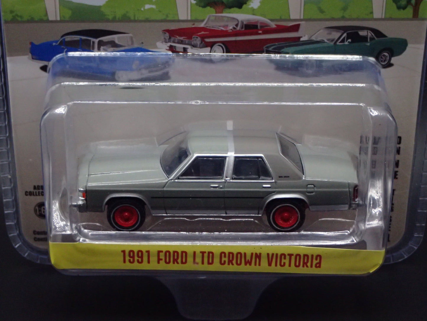 2025 GREENLIGHT RED CHASE GREEN MACHINE 1991 FORD LTD CROWN VIC SHOWROOM FLOOR 6