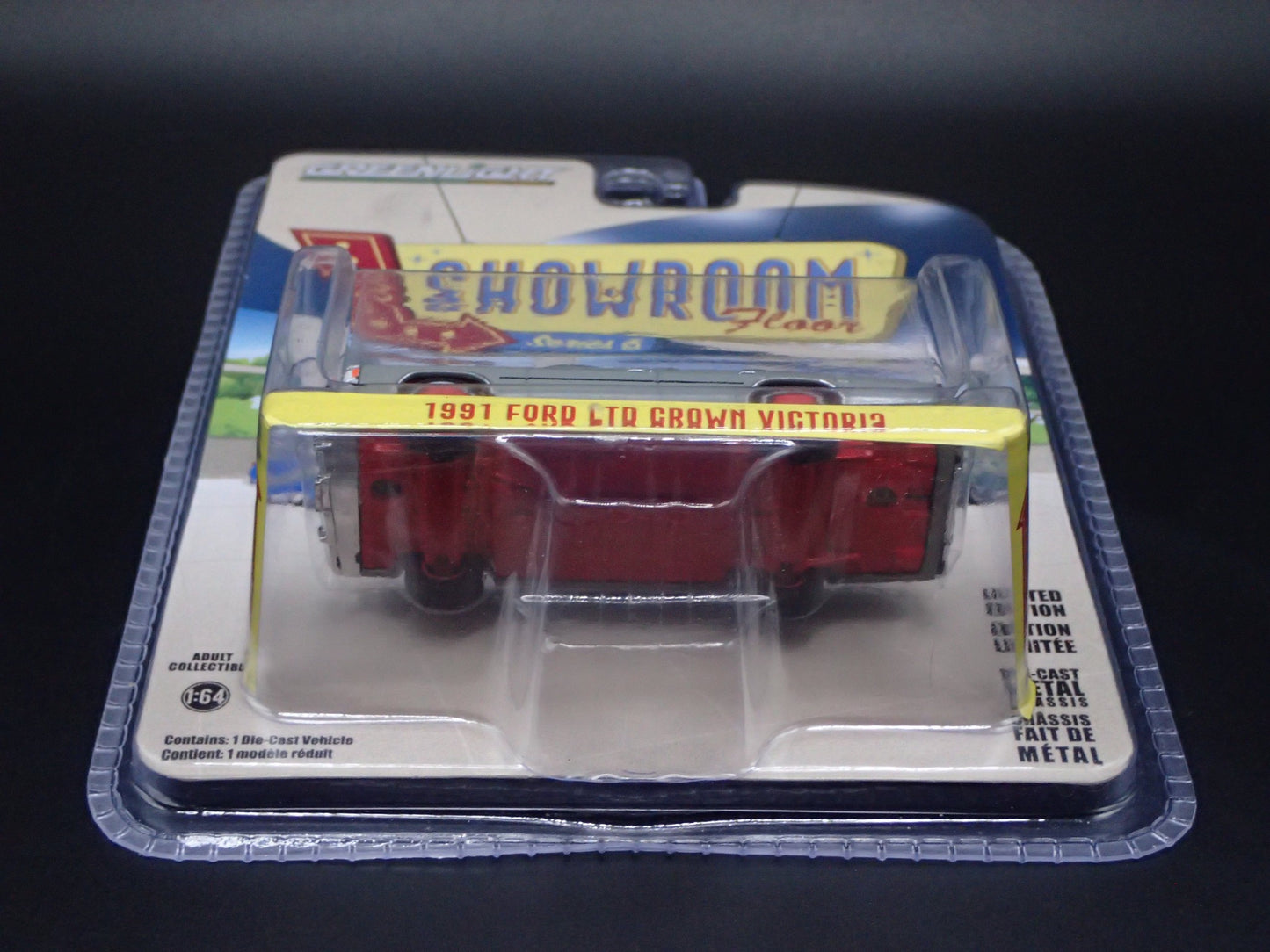 2025 GREENLIGHT RED CHASE GREEN MACHINE 1991 FORD LTD CROWN VIC SHOWROOM FLOOR 6