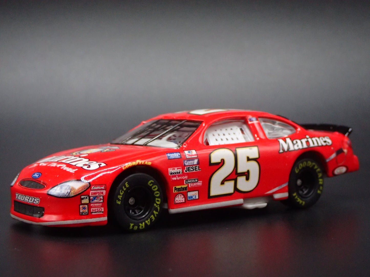 2002 02 FORD TAURUS #25 BOBBY HAMILTON JR MARINES NASCAR 1:64 SCALE DIECAST CAR